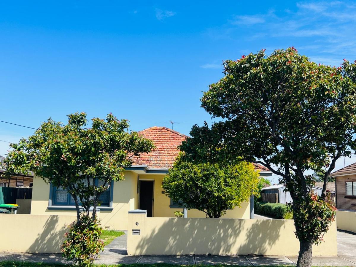 Cosy 4Br Home 15 Minutes Away From Melbourne Airport St Albans Kültér fotó