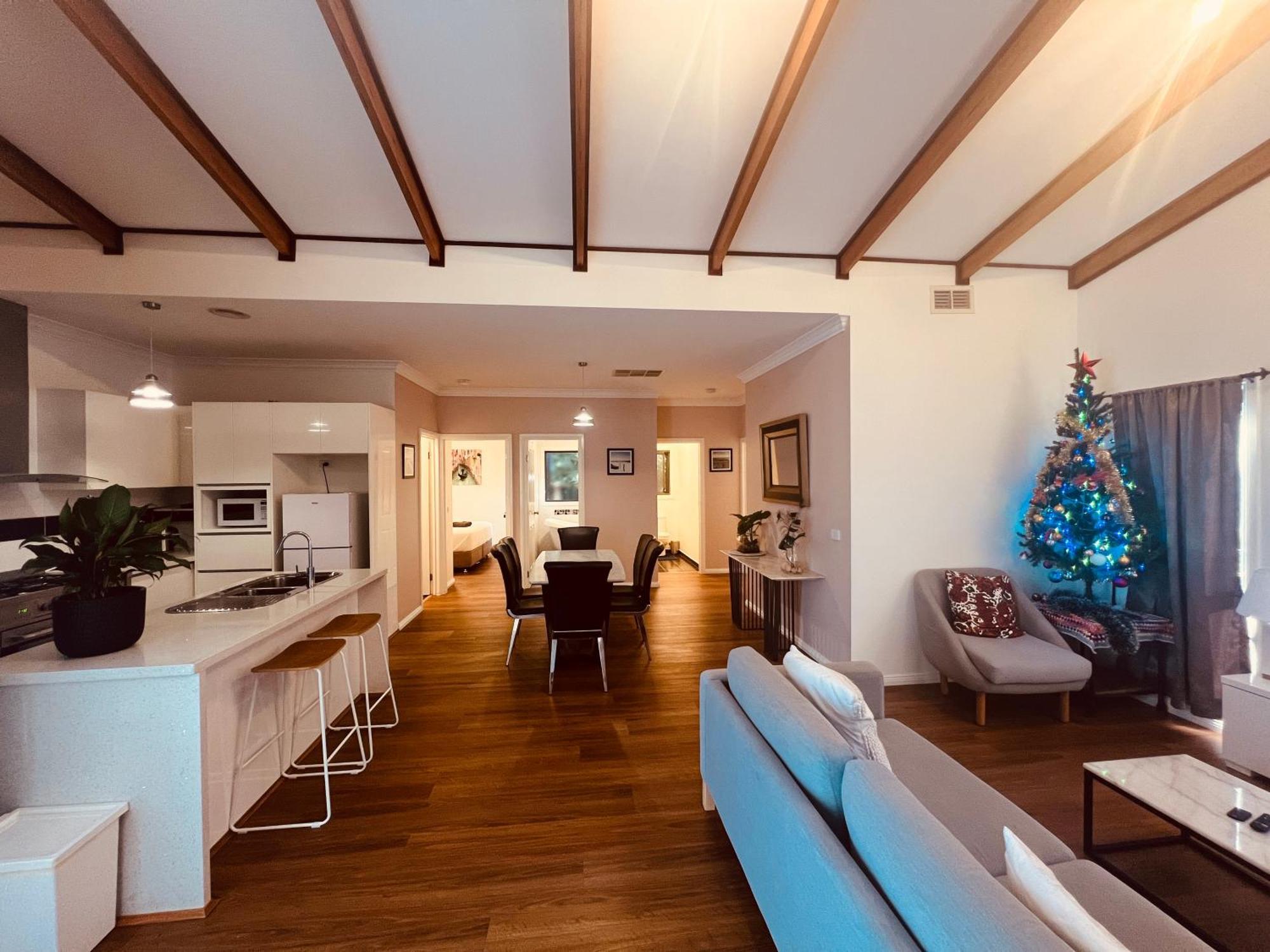 Cosy 4Br Home 15 Minutes Away From Melbourne Airport St Albans Kültér fotó