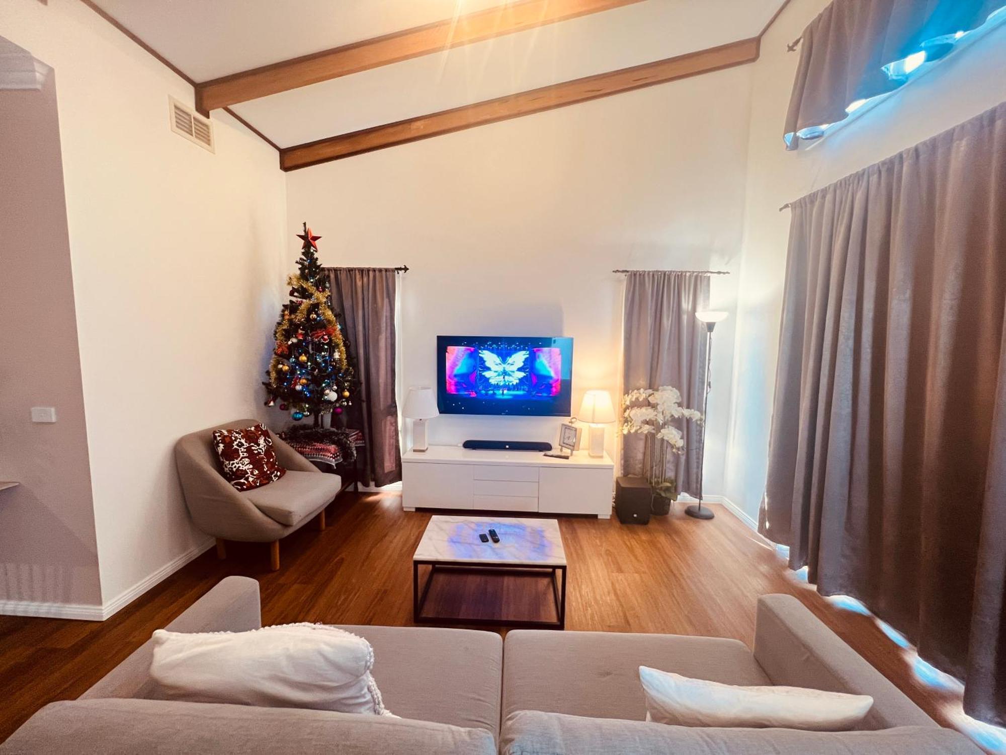 Cosy 4Br Home 15 Minutes Away From Melbourne Airport St Albans Kültér fotó