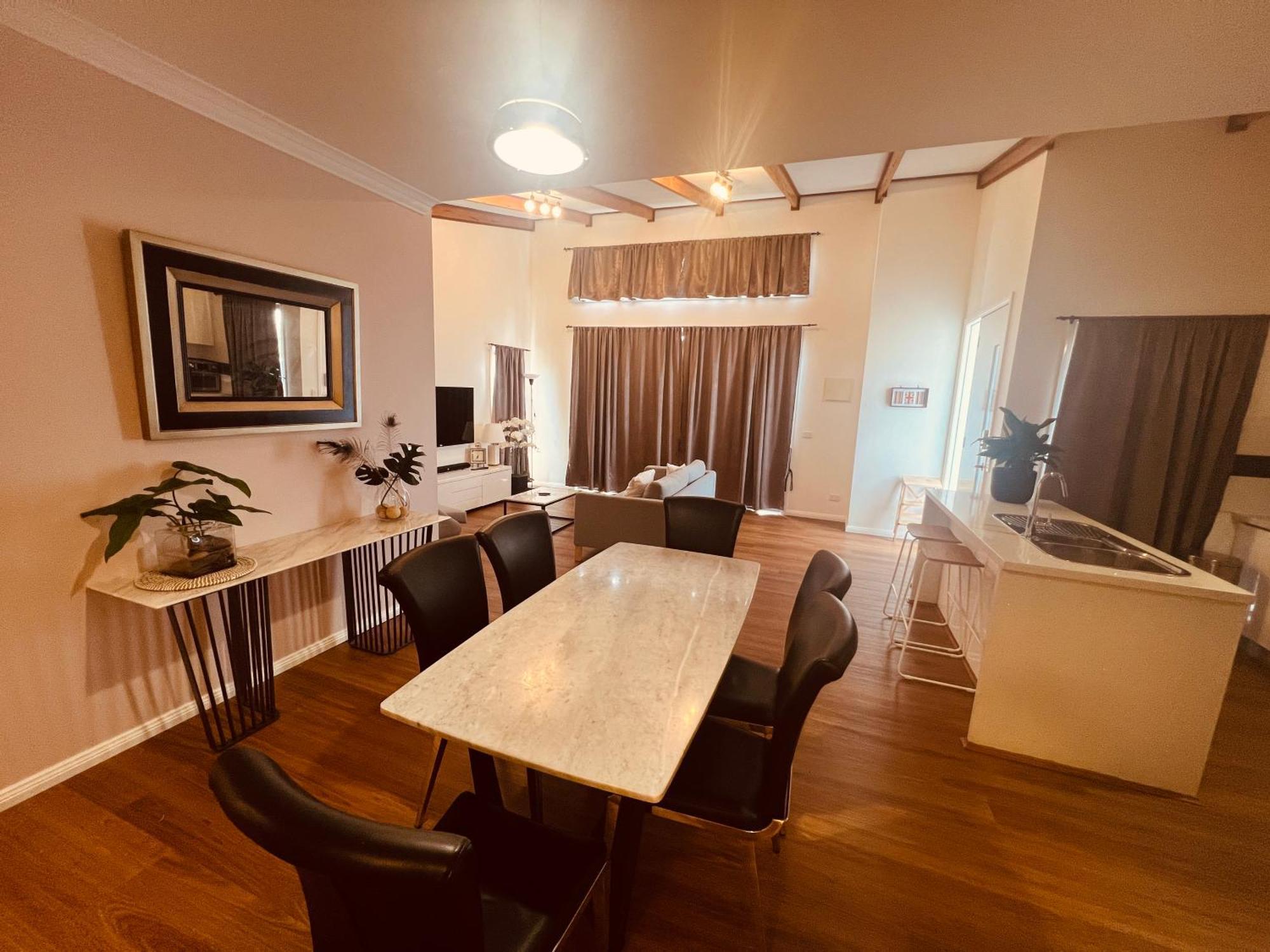 Cosy 4Br Home 15 Minutes Away From Melbourne Airport St Albans Kültér fotó