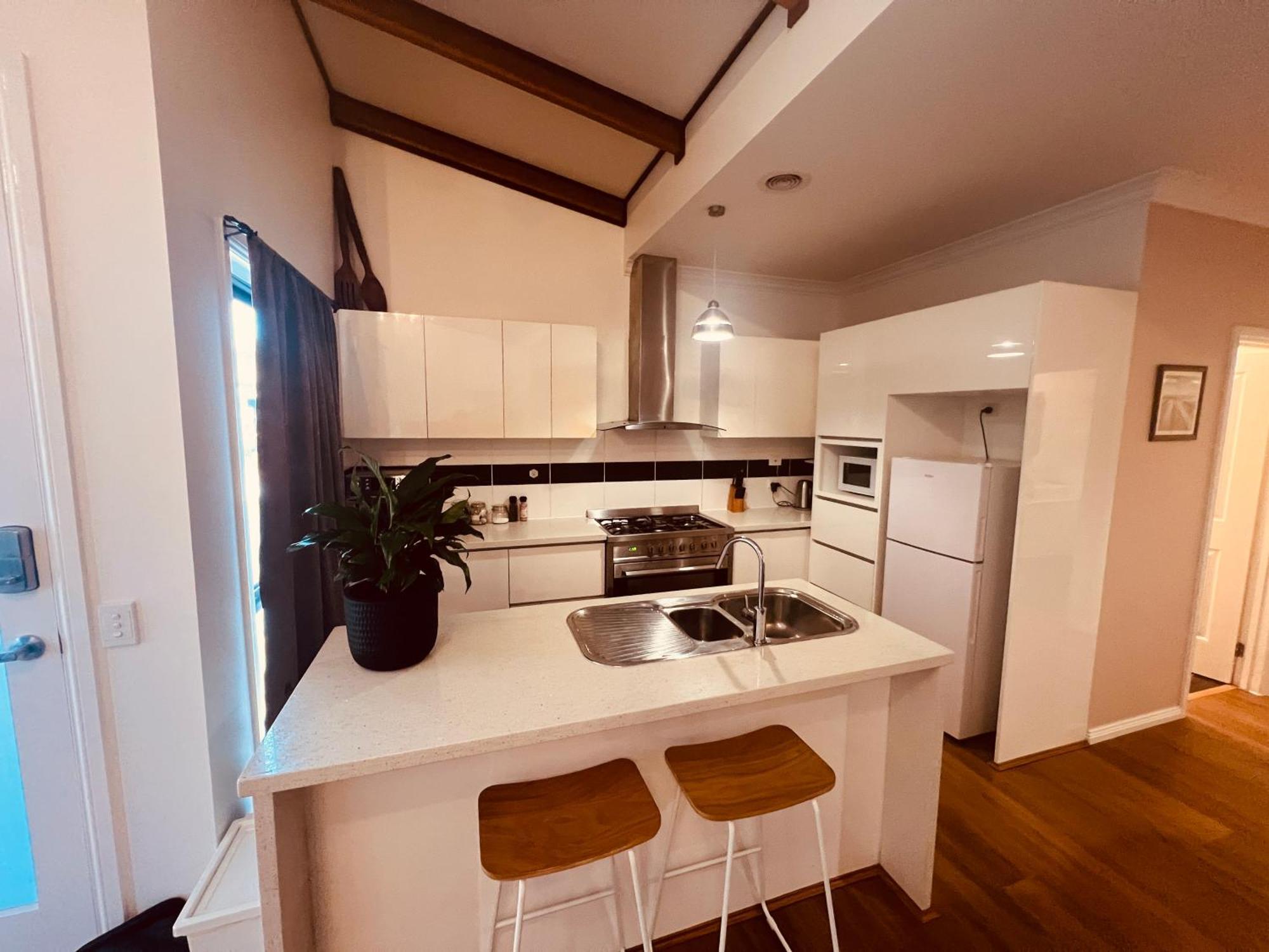 Cosy 4Br Home 15 Minutes Away From Melbourne Airport St Albans Kültér fotó