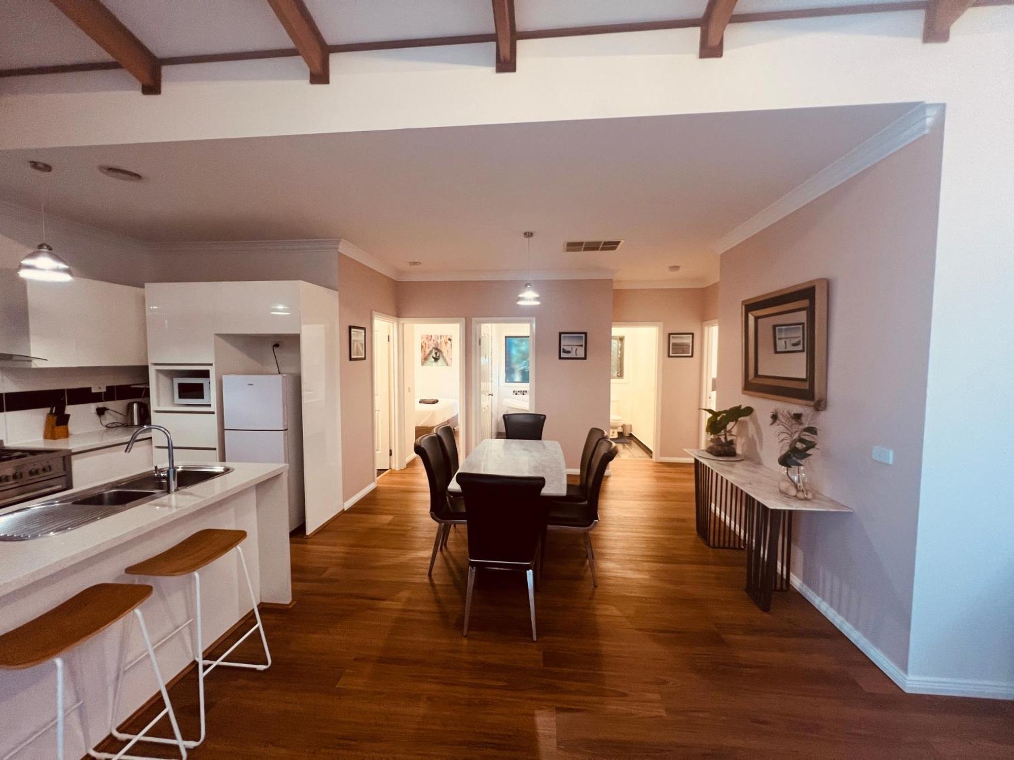 Cosy 4Br Home 15 Minutes Away From Melbourne Airport St Albans Kültér fotó